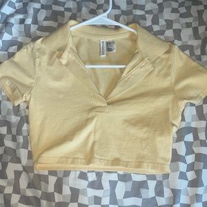 H&M DIVIDED Tan crop top nearly new